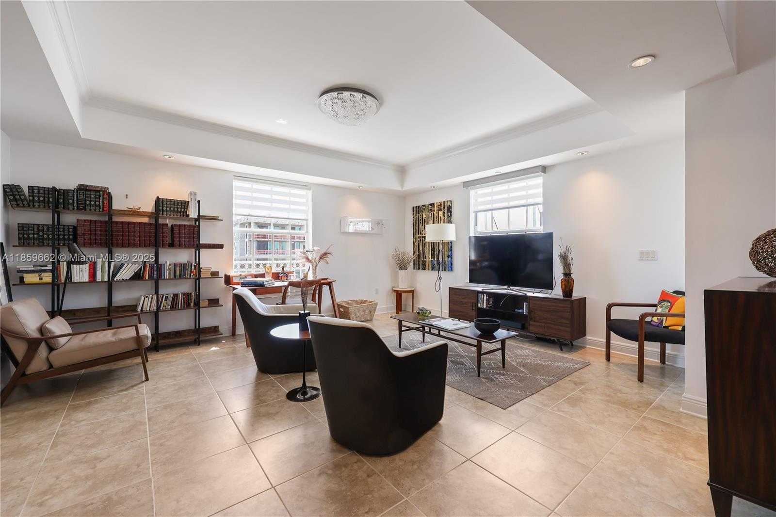 Small Image of 110 HENDRICKS ISLE #13, Fort Lauderdale Number 18