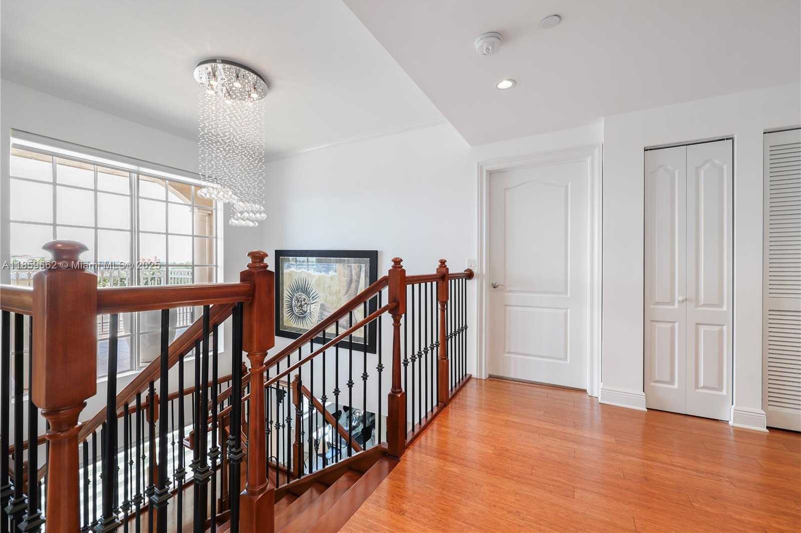 Small Image of 110 HENDRICKS ISLE #13, Fort Lauderdale Number 19