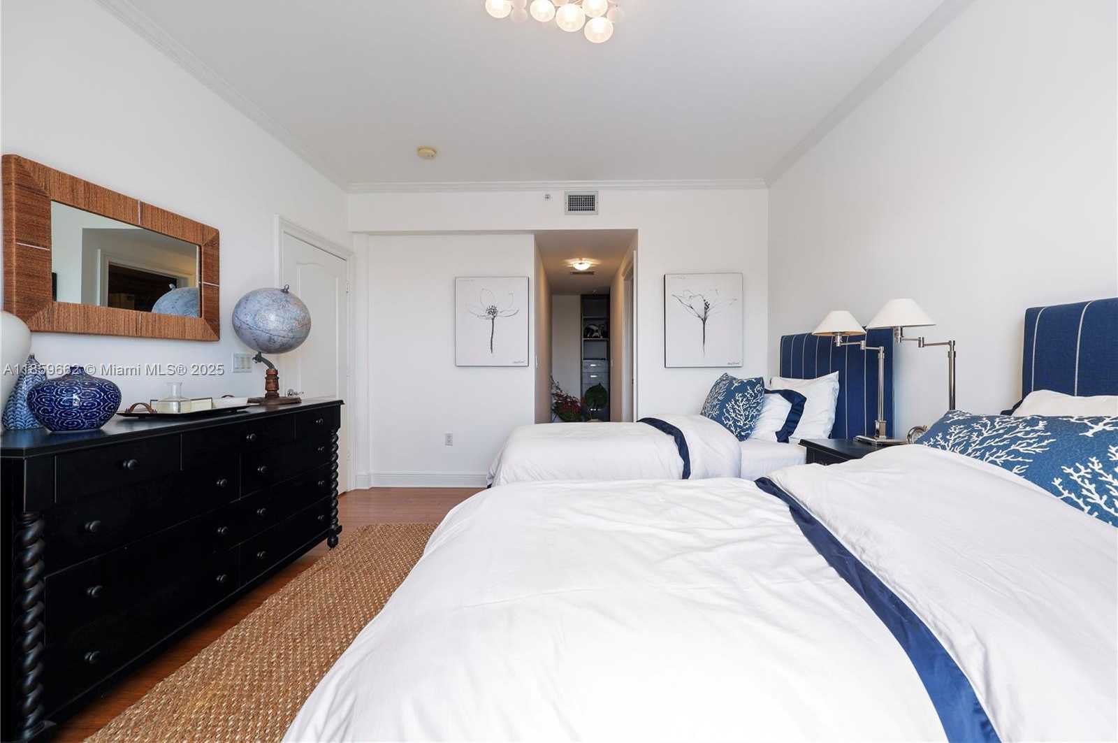 Small Image of 110 HENDRICKS ISLE #13, Fort Lauderdale Number 27