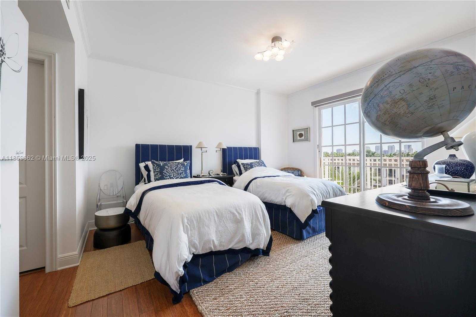 Small Image of 110 HENDRICKS ISLE #13, Fort Lauderdale Number 30