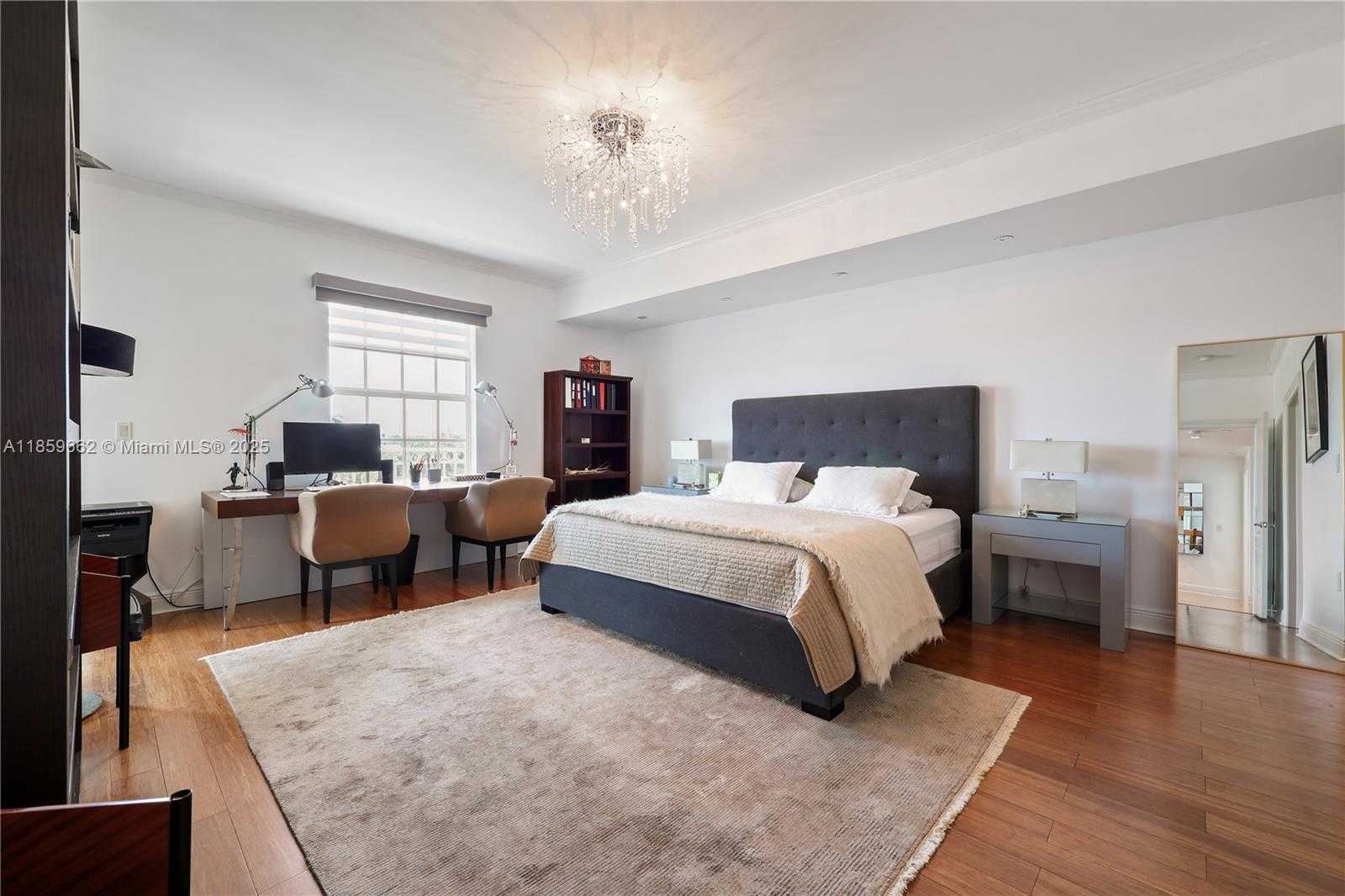 Small Image of 110 HENDRICKS ISLE #13, Fort Lauderdale Number 32