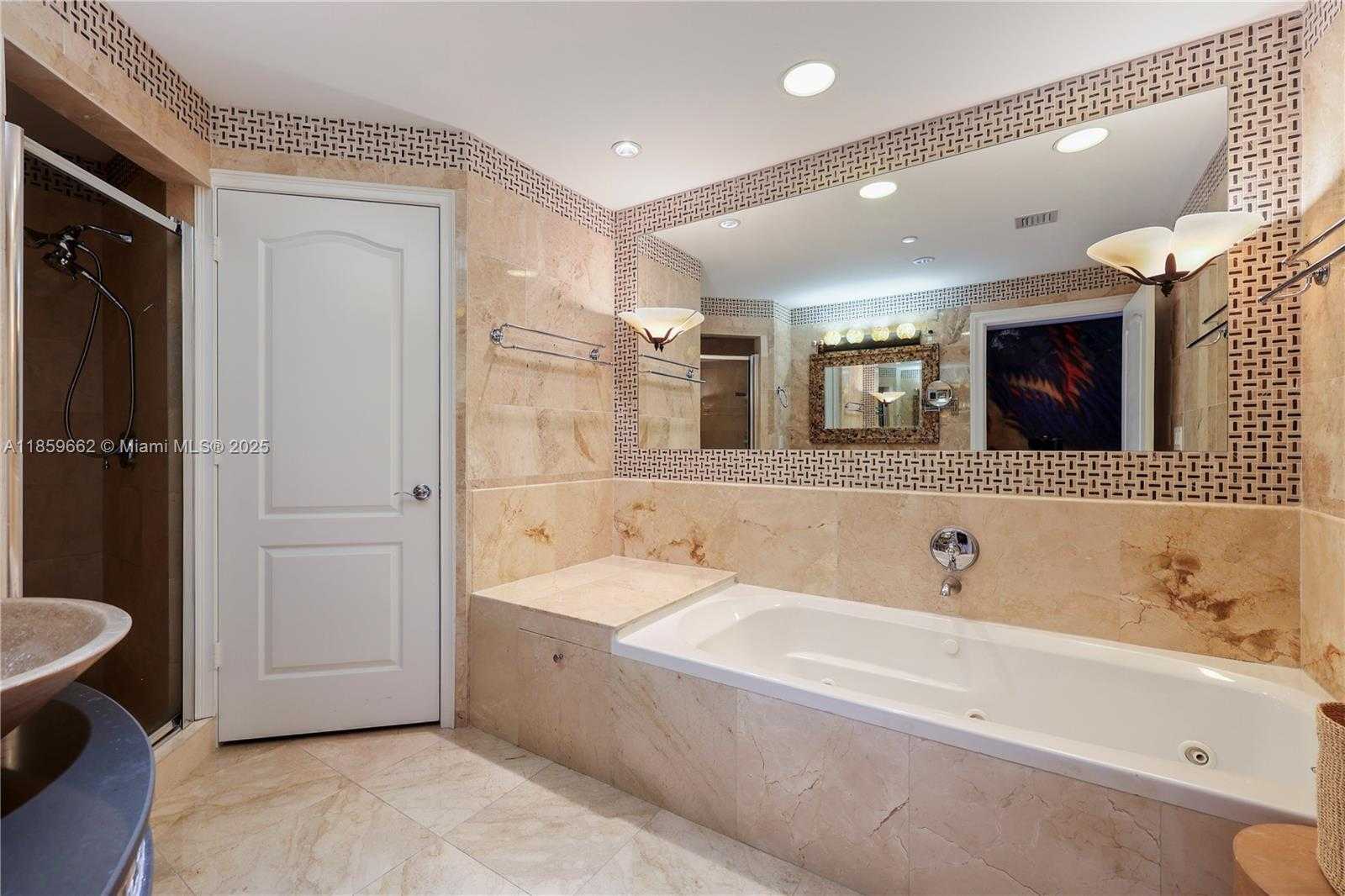 Small Image of 110 HENDRICKS ISLE #13, Fort Lauderdale Number 46