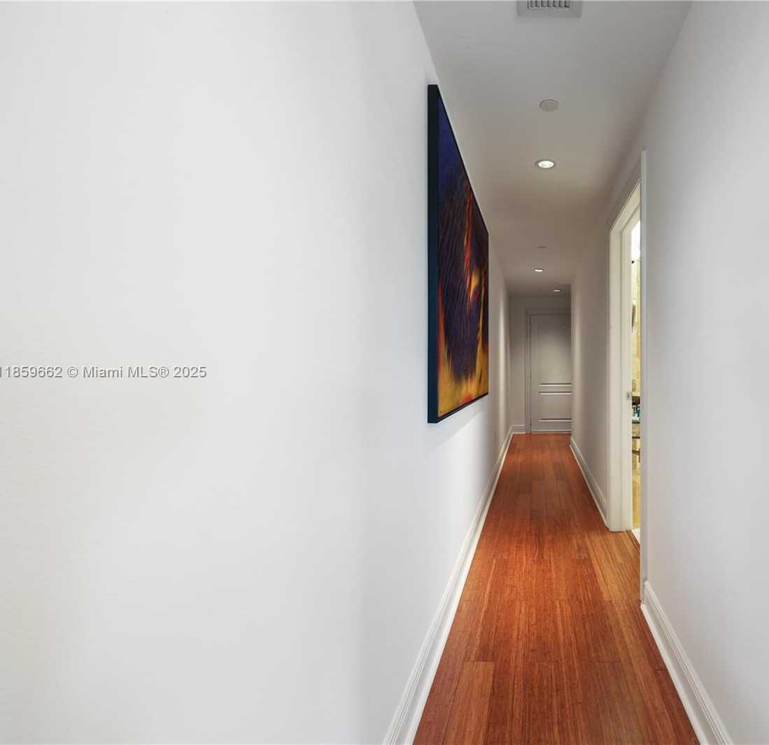 Small Image of 110 HENDRICKS ISLE #13, Fort Lauderdale Number 52