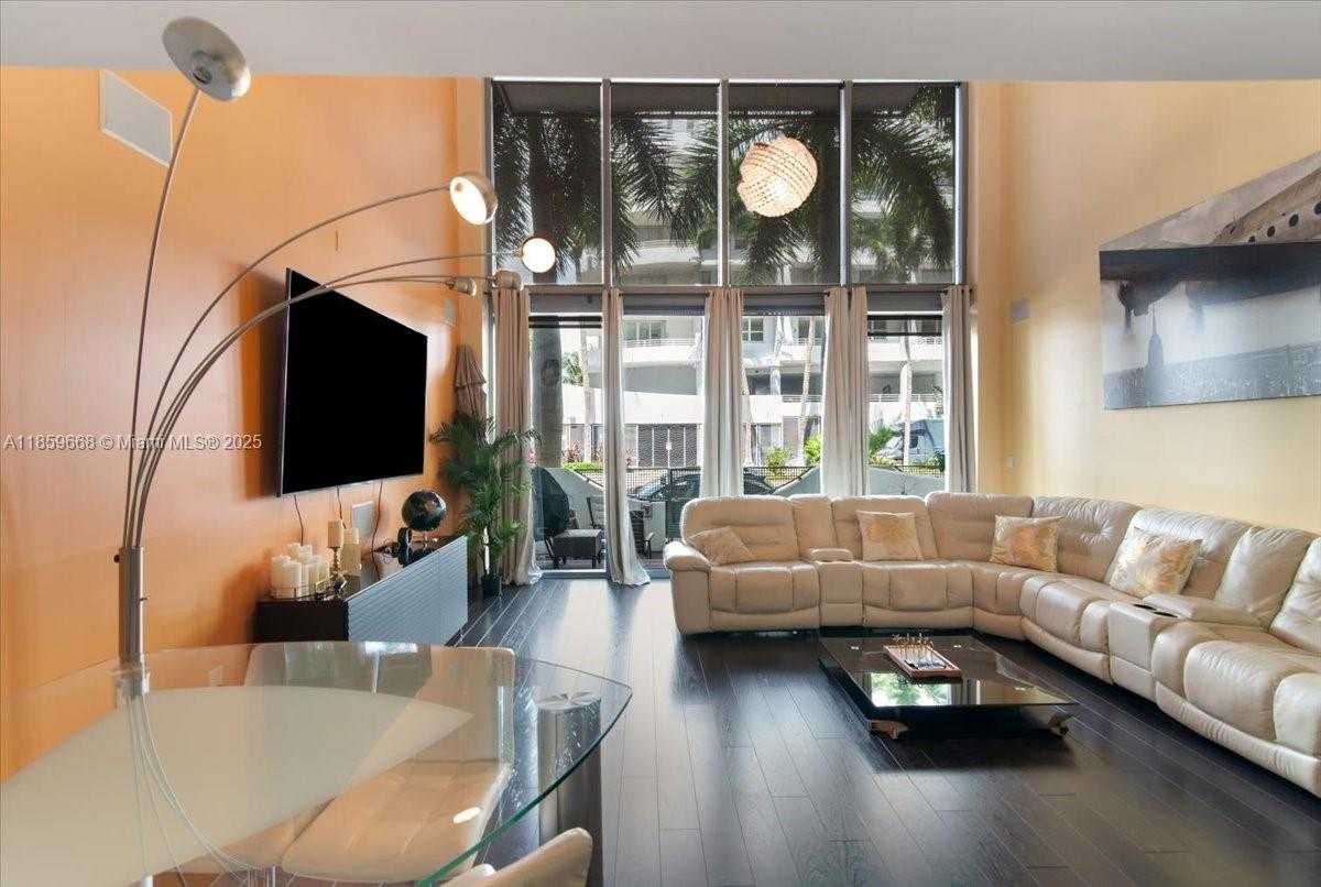 Small Image of 6000 COLLINS AVE #146, Miami Beach Number 19