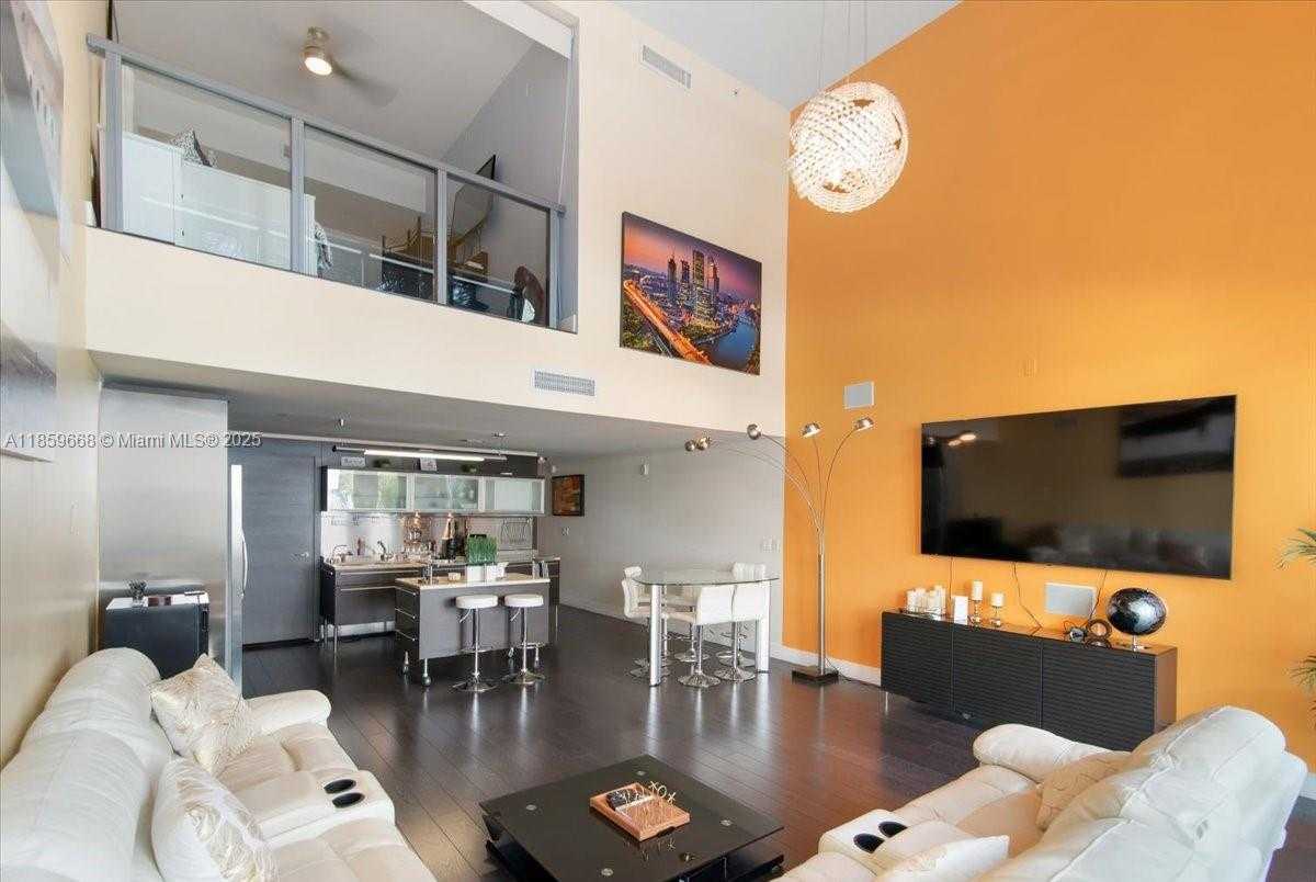Small Image of 6000 COLLINS AVE #146, Miami Beach Number 24