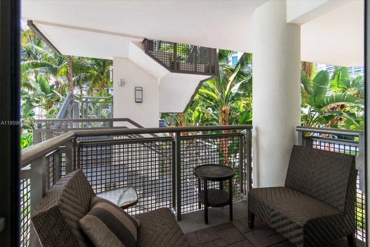 Small Image of 6000 COLLINS AVE #146, Miami Beach Number 35