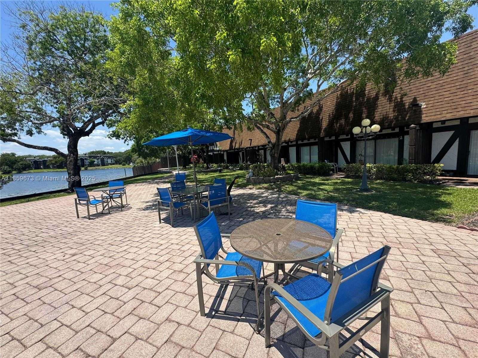 Small Image of 3720 INVERRARY DR #1N, Lauderhill Number 10