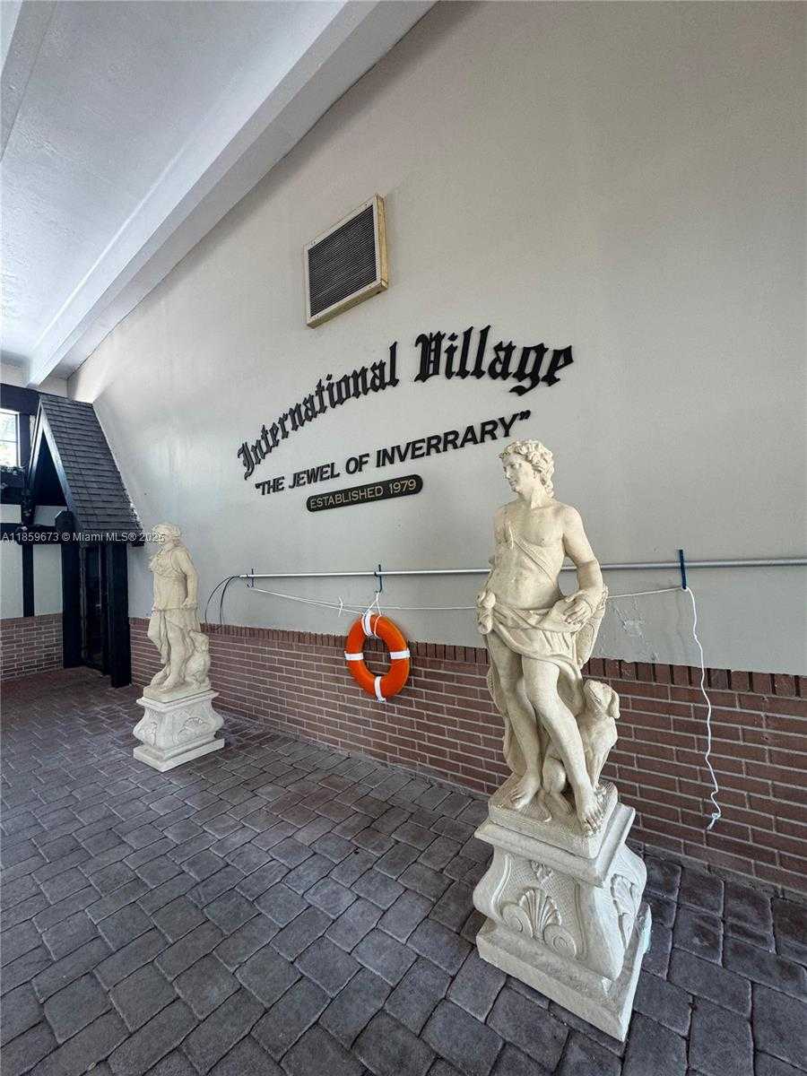 Small Image of 3720 INVERRARY DR #1N, Lauderhill Number 12