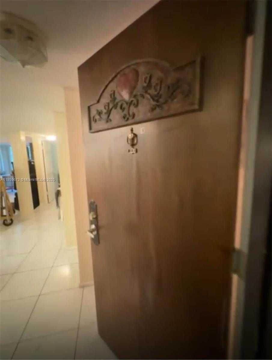 Small Image of 3720 INVERRARY DR #1N, Lauderhill Number 30