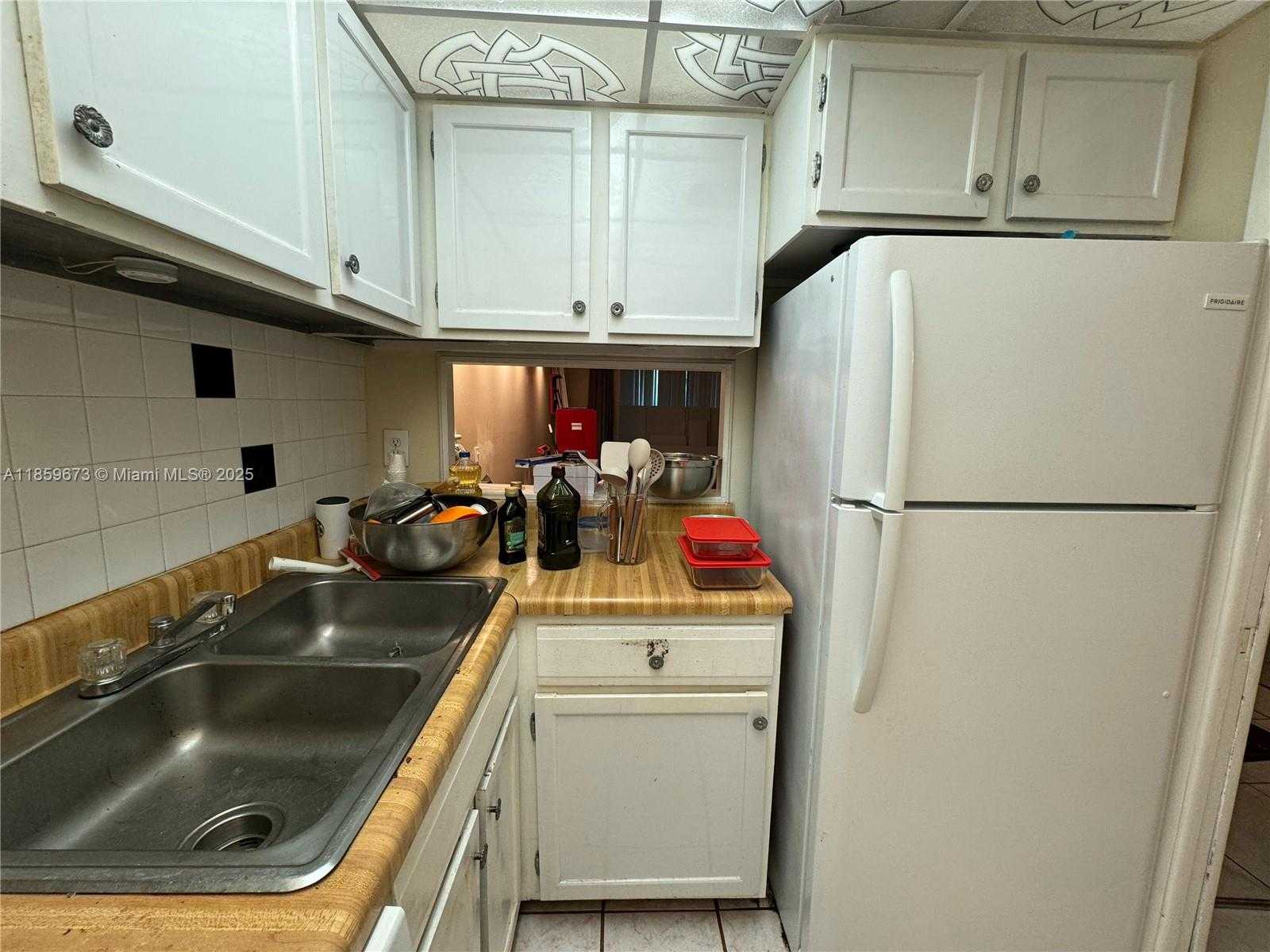 Small Image of 3720 INVERRARY DR #1N, Lauderhill Number 37