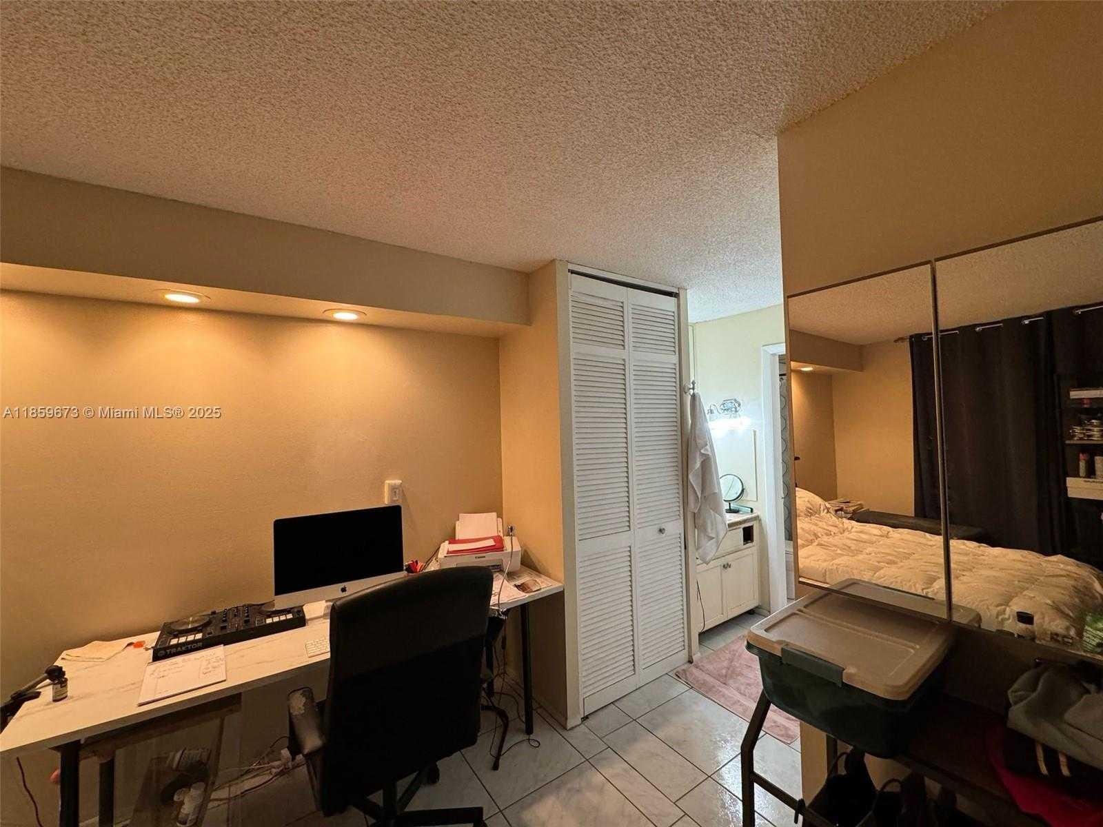 Small Image of 3720 INVERRARY DR #1N, Lauderhill Number 45