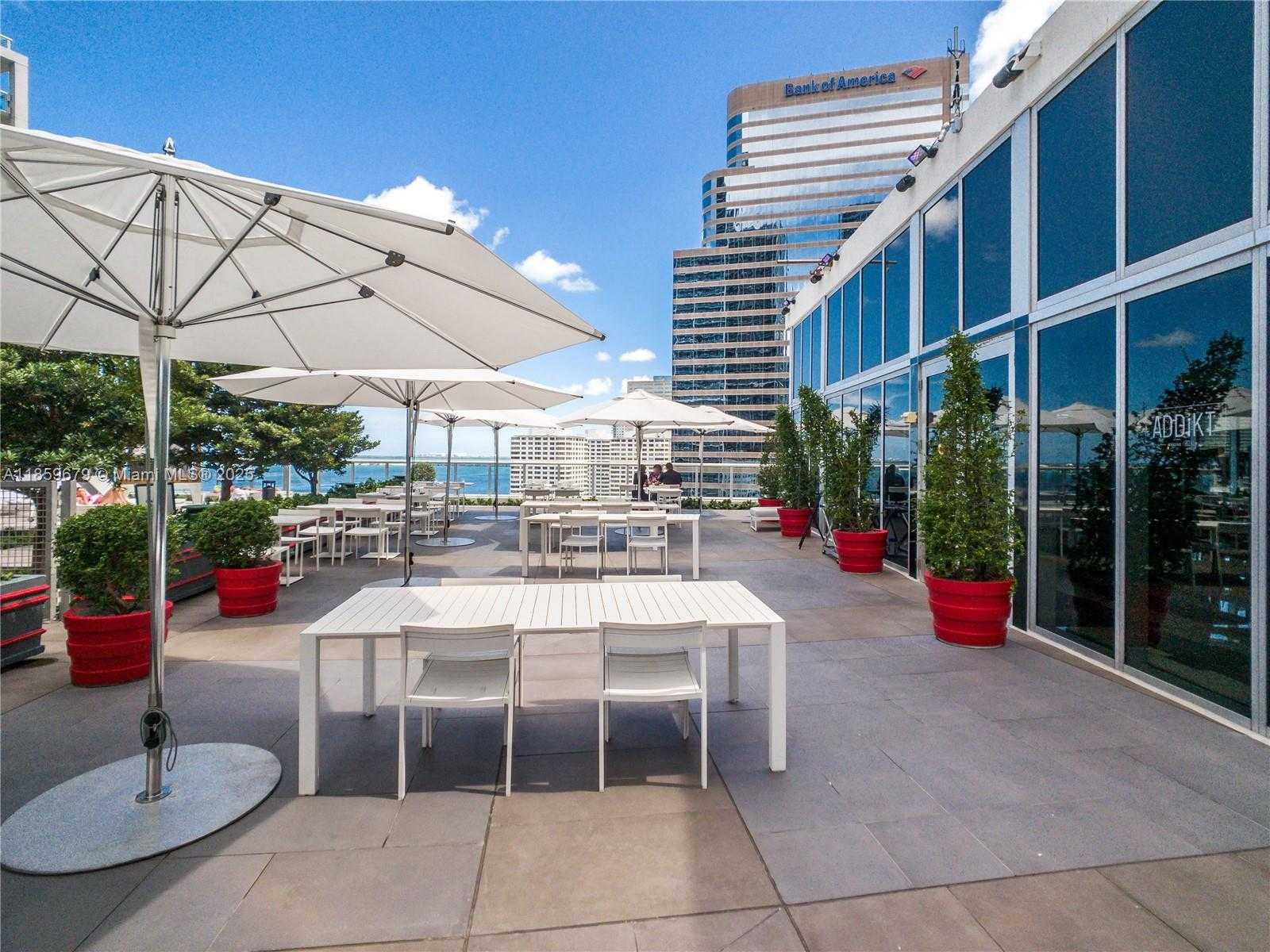 Small Image of 485 BRICKELL AVE #2210, Miami Number 10