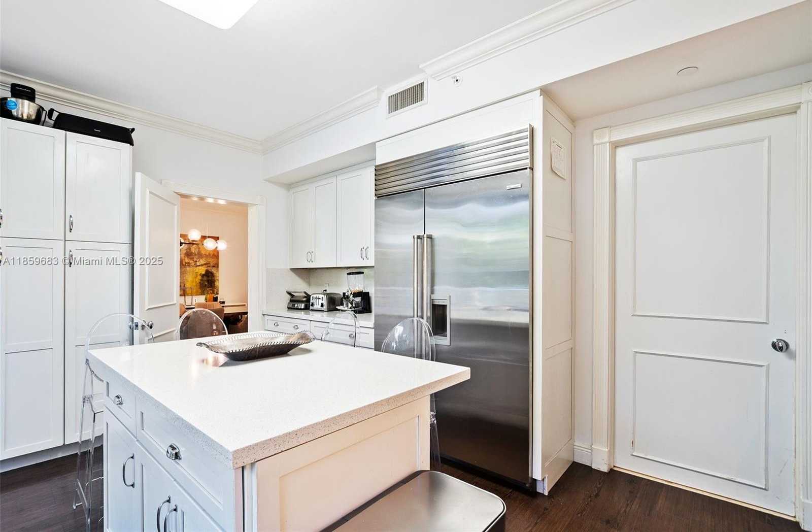 Small Image of 781 CRANDON BLVD #306, Key Biscayne Number 25