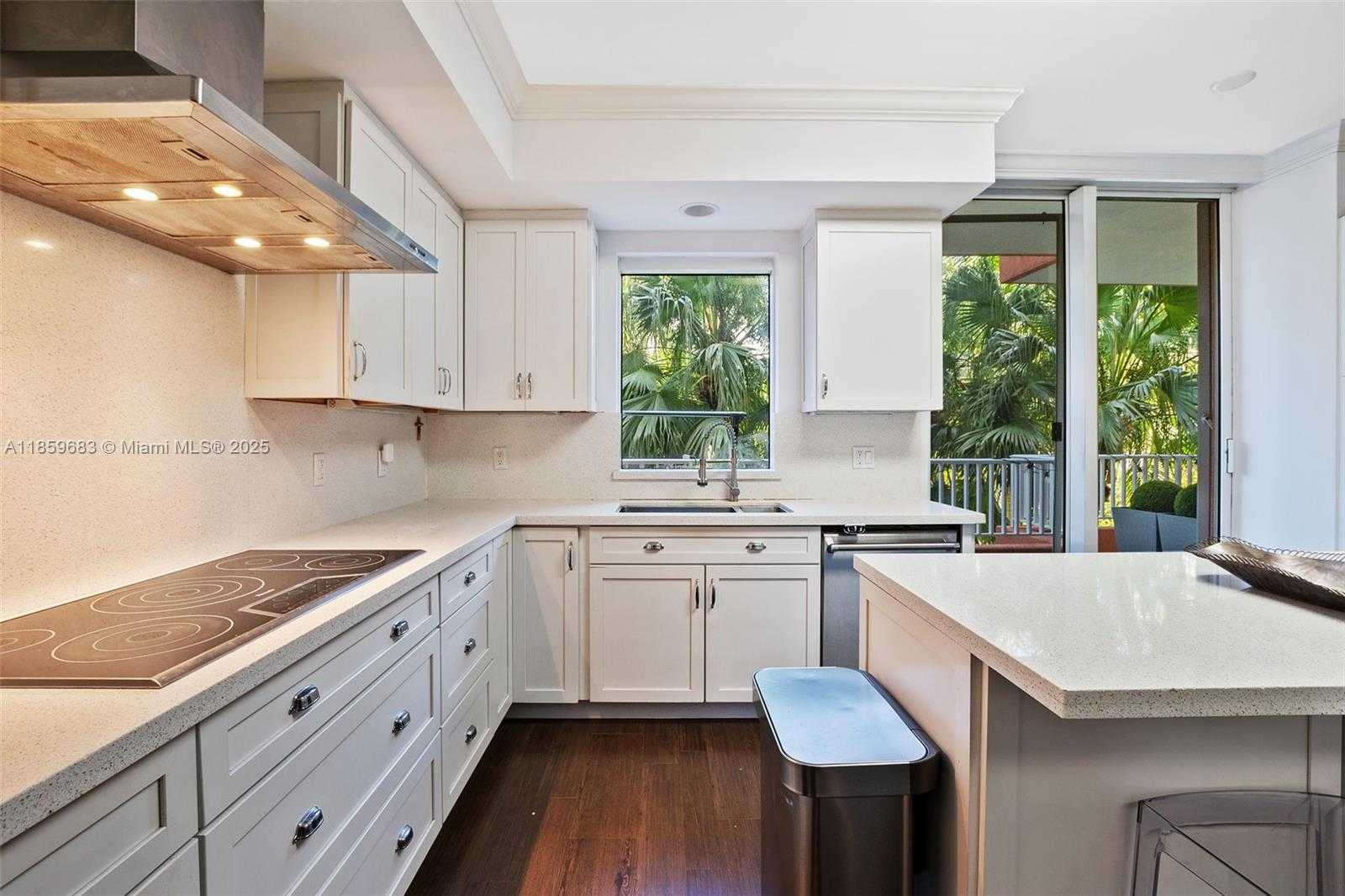 Small Image of 781 CRANDON BLVD #306, Key Biscayne Number 26