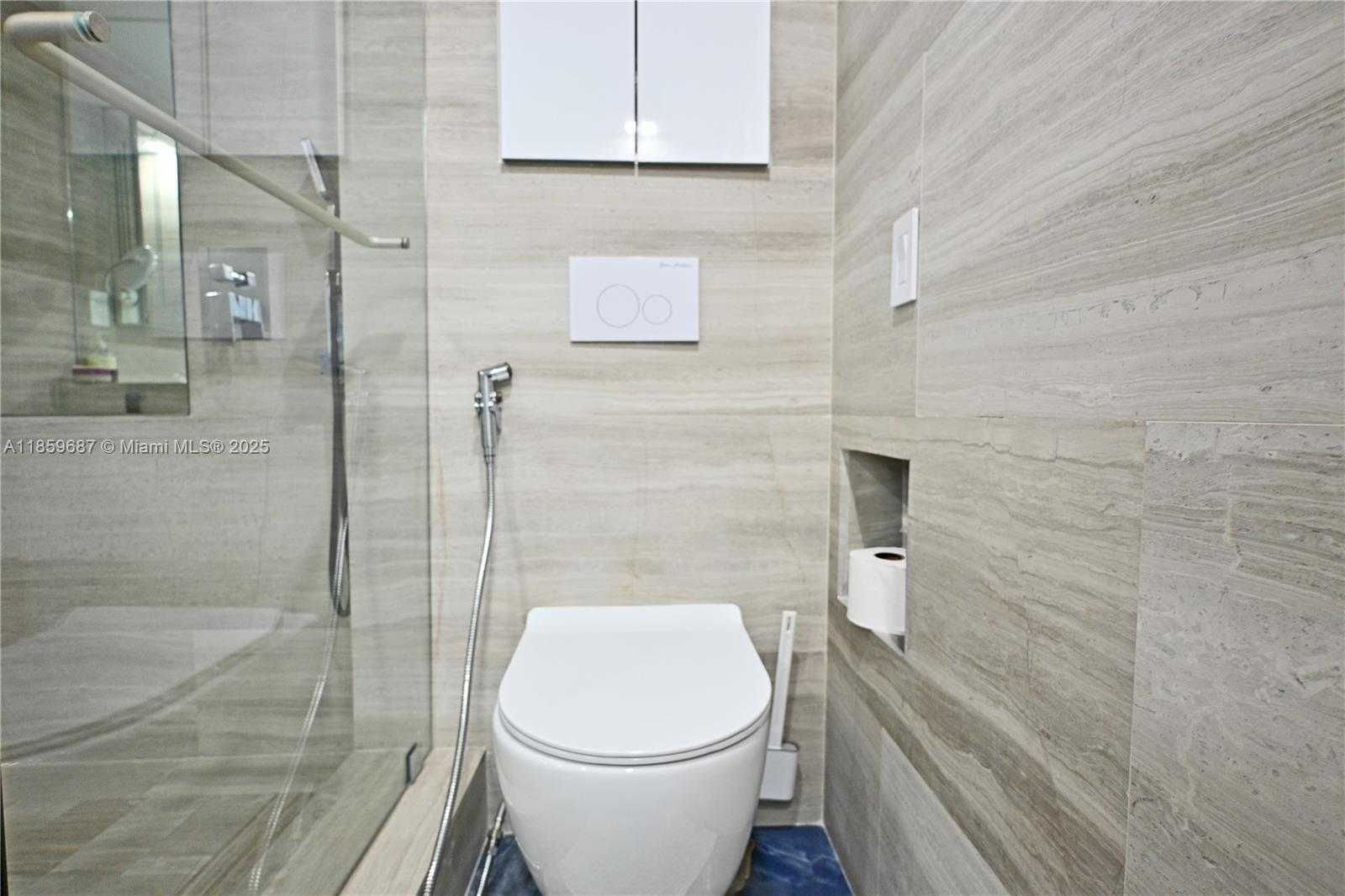 Small Image of 401 OCEAN DR #1003, Miami Beach Number 27