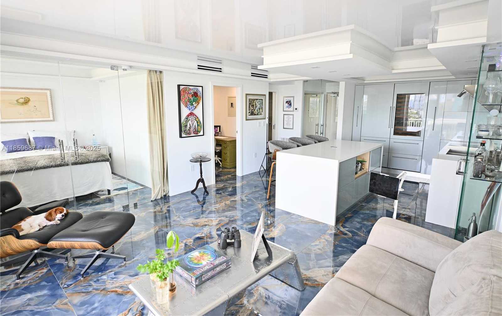 Small Image of 401 OCEAN DR #1003, Miami Beach Number 6