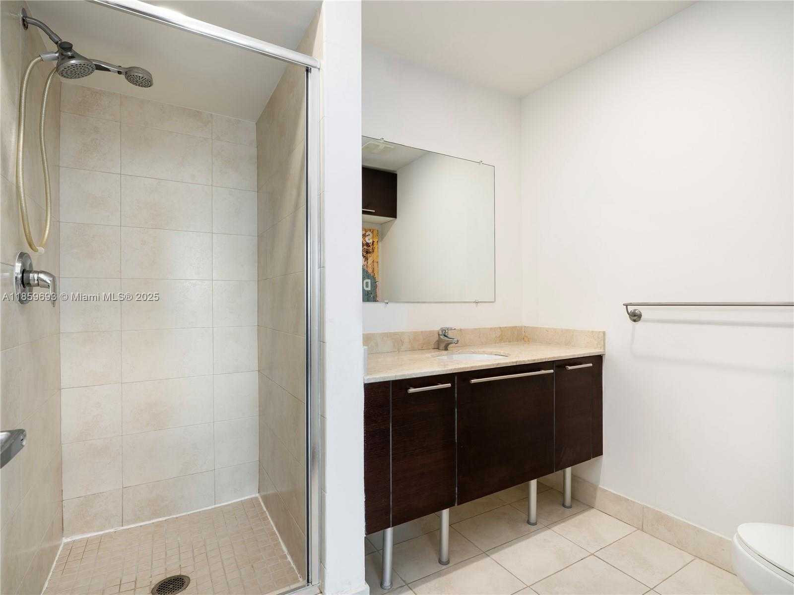 Small Image of 1900 NORTH BAYSHORE DR #3712, Miami Number 14