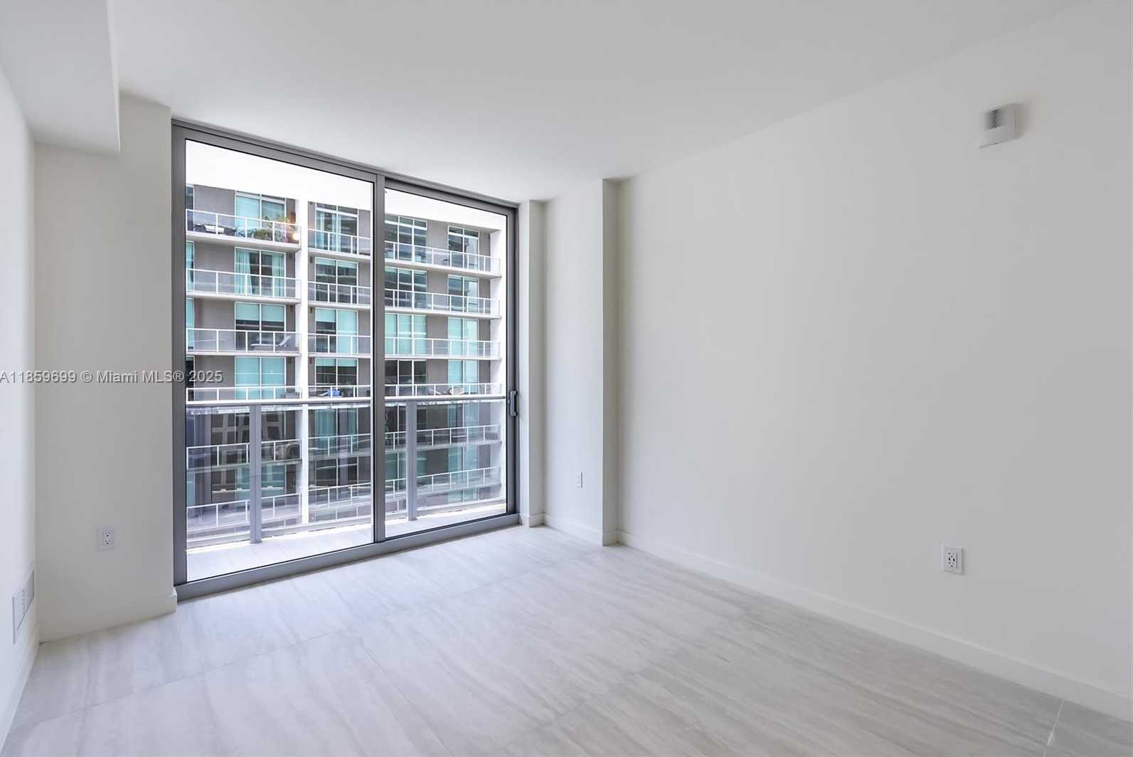 Small Image of 77 SOUTH EAST 5TH ST #1709, Miami Number 41