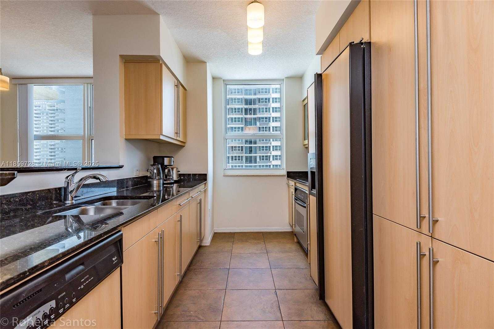 Small Image of 2080 SOUTH OCEAN DR #602, Hallandale Beach Number 14