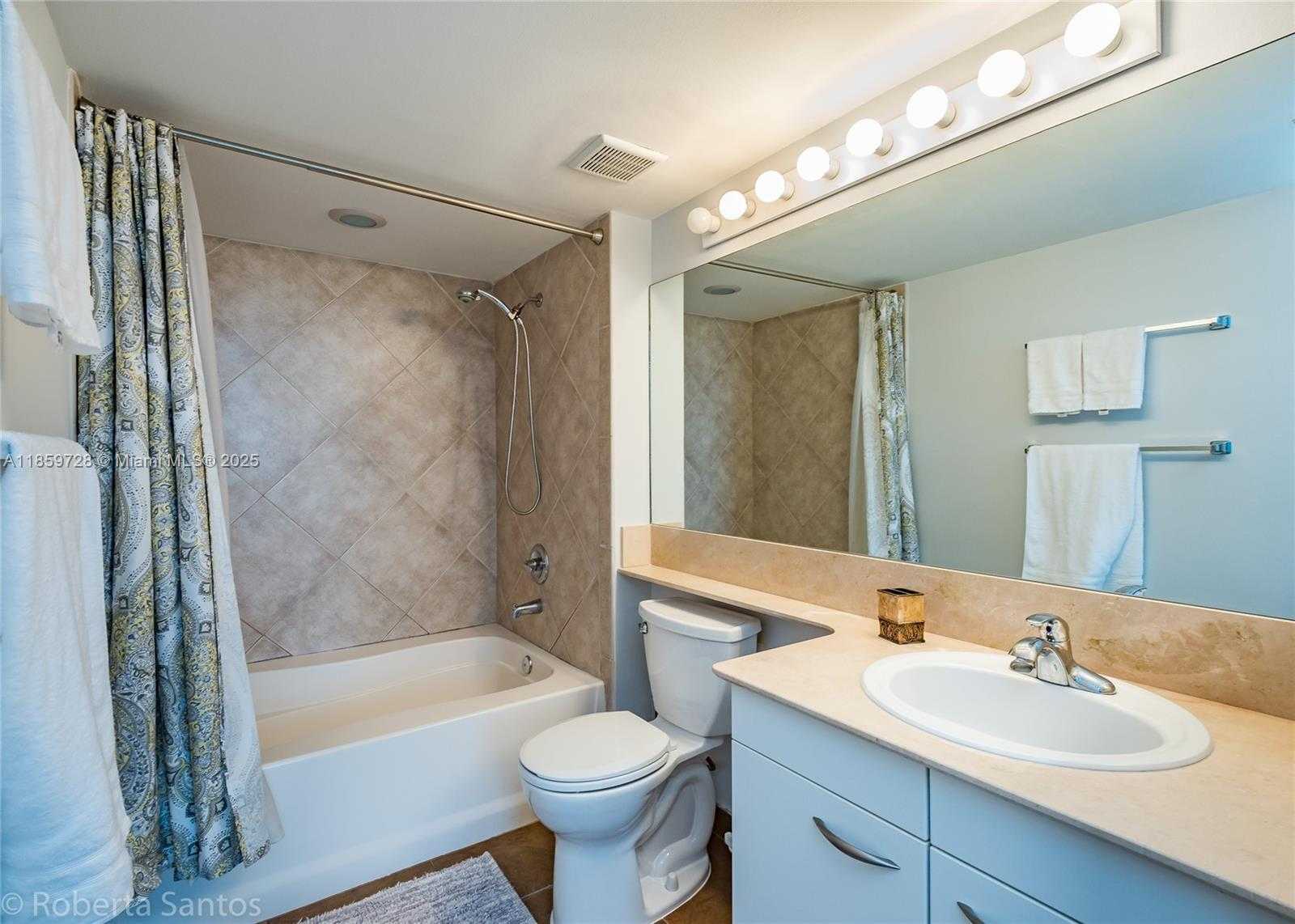 Small Image of 2080 SOUTH OCEAN DR #602, Hallandale Beach Number 29