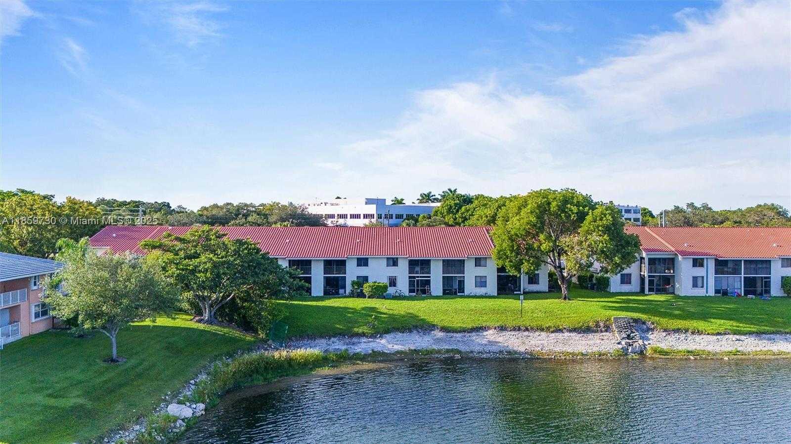 Small Image of 3300 NORTH WEST 46TH ST #103, Oakland Park Number 7