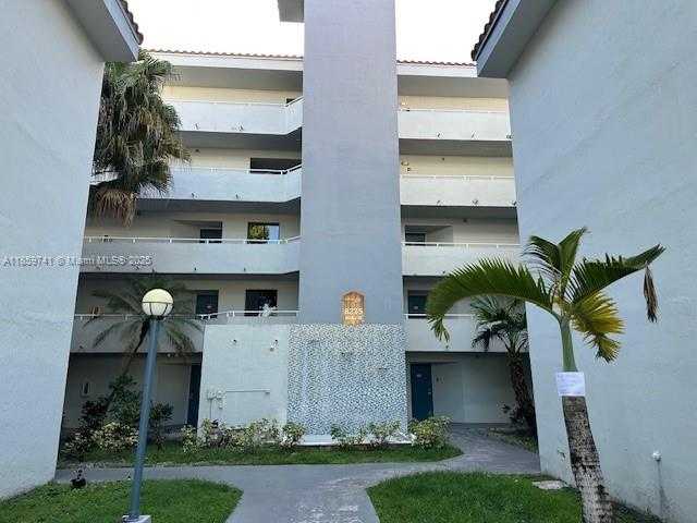 Small Image of 8275 SOUTH WEST 152ND AVE #D-308, Miami Number 2