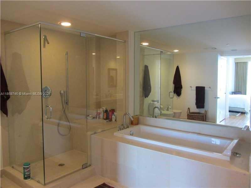 Small Image of 495 BRICKELL AVE #2401, Miami Number 24