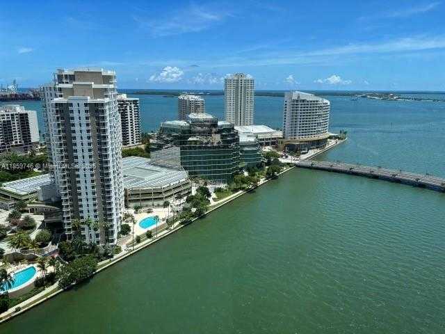 Small Image of 495 BRICKELL AVE #2401, Miami Number 3