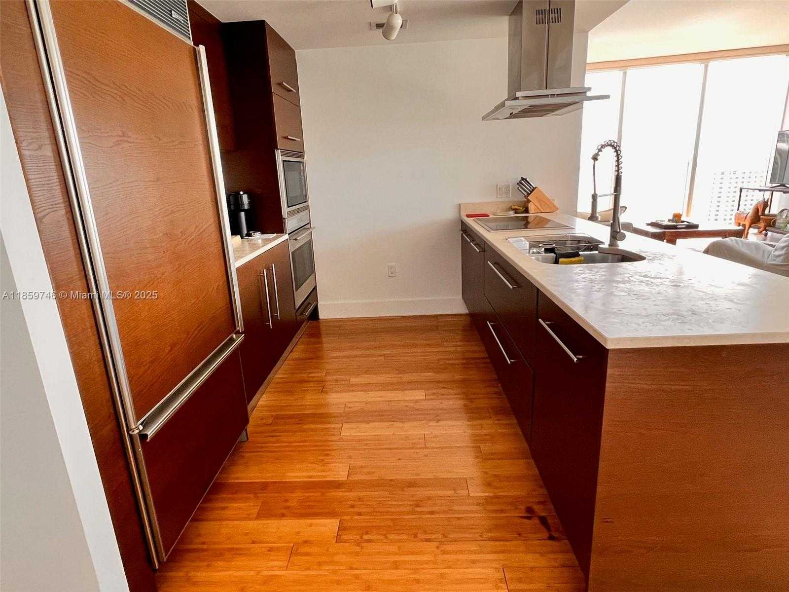 Small Image of 495 BRICKELL AVE #2401, Miami Number 9