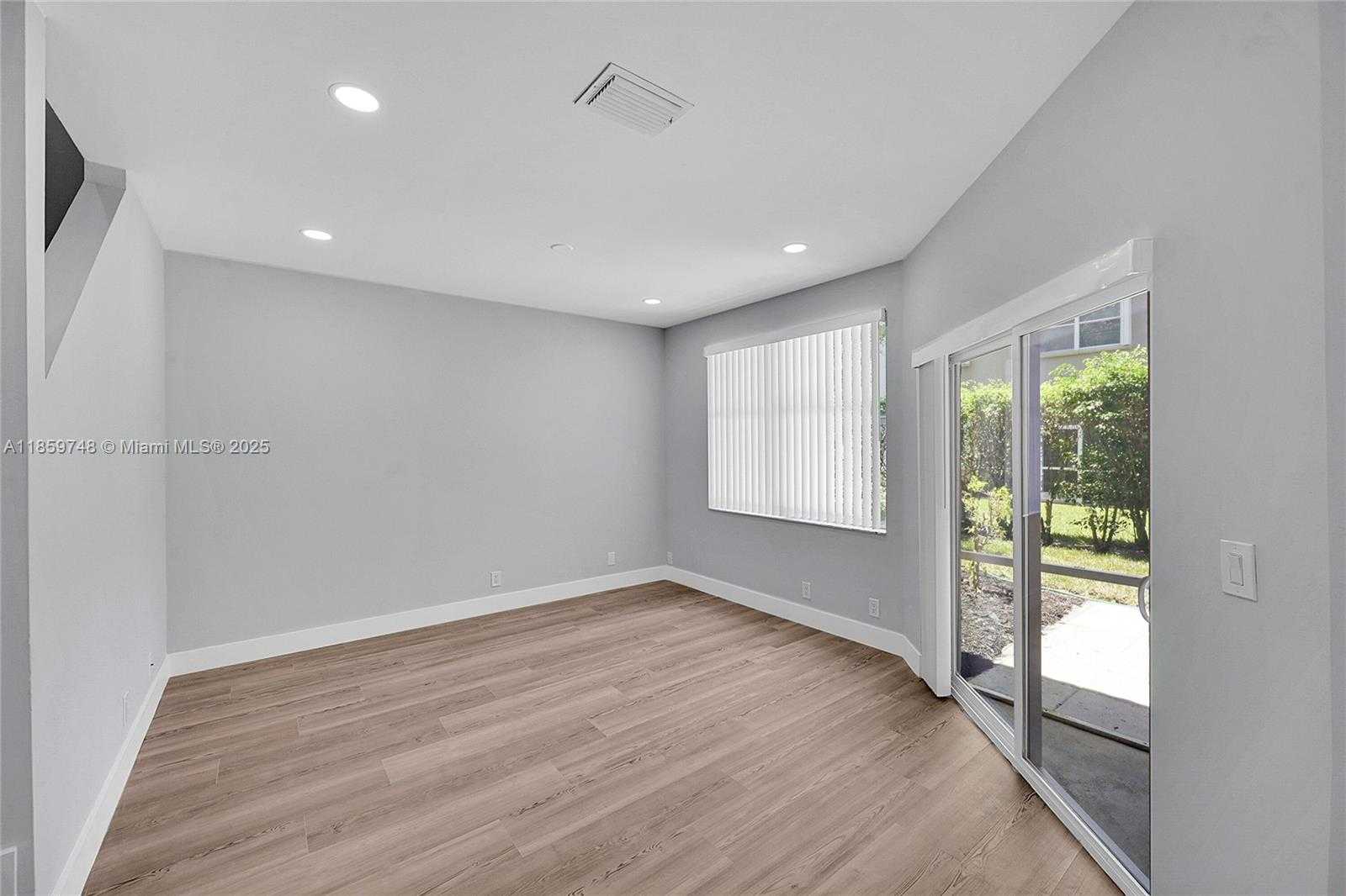 Small Image of 20931 VIA JASMINE #2, Boca Raton Number 10