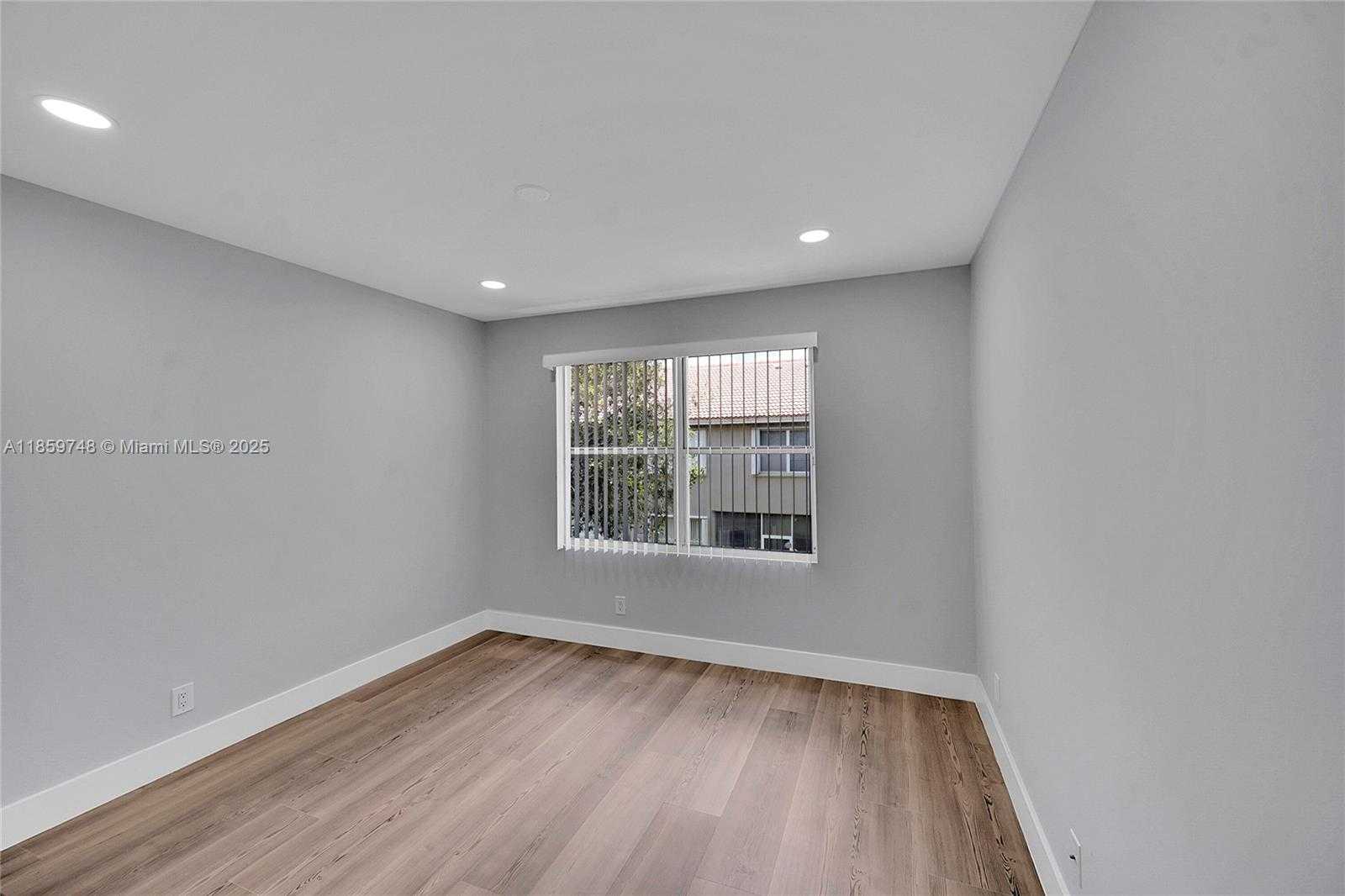 Small Image of 20931 VIA JASMINE #2, Boca Raton Number 13