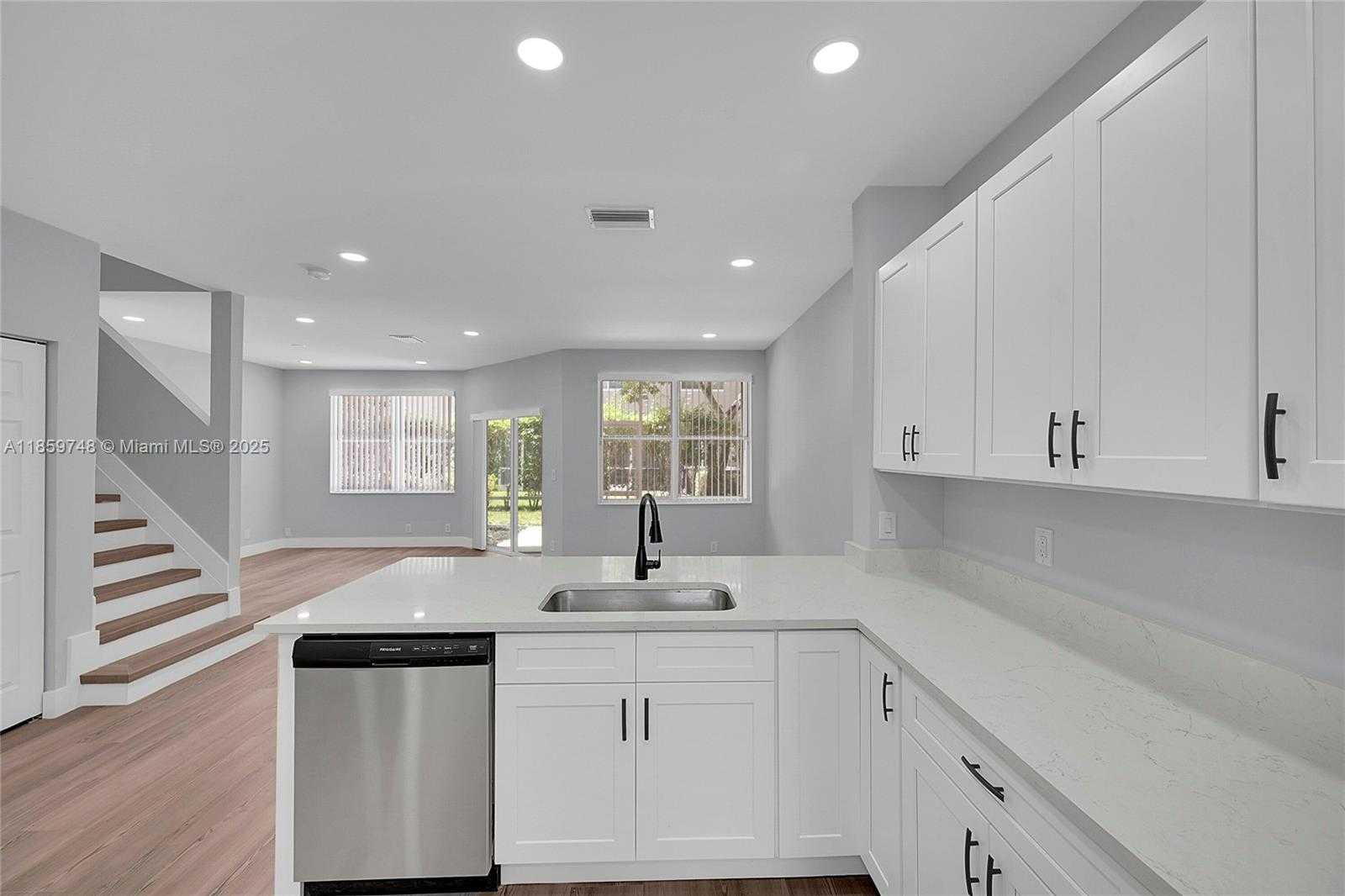 Small Image of 20931 VIA JASMINE #2, Boca Raton Number 3