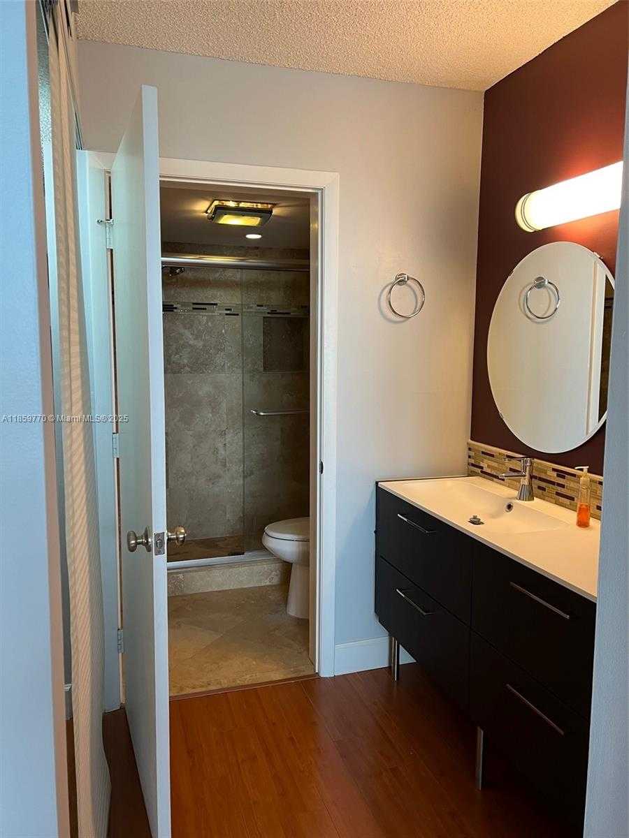 Small Image of 2767 SOUTH CARAMBOLA CIR S #201, Coconut Creek Number 11