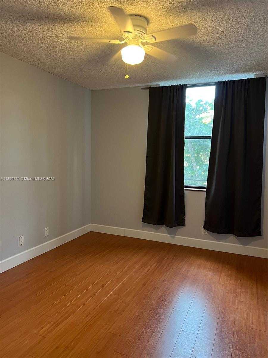 Small Image of 2767 SOUTH CARAMBOLA CIR S #201, Coconut Creek Number 7