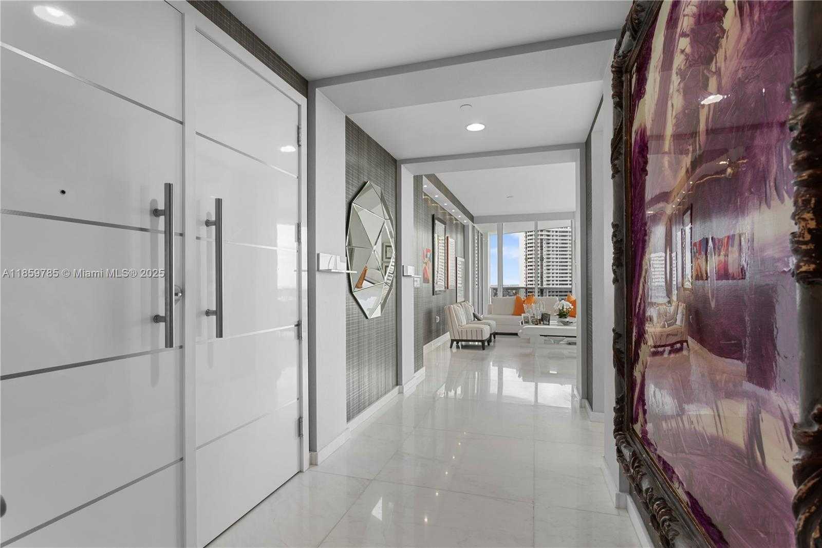 Small Image of 4100 ISLAND BLVD #1503, Aventura Number 3