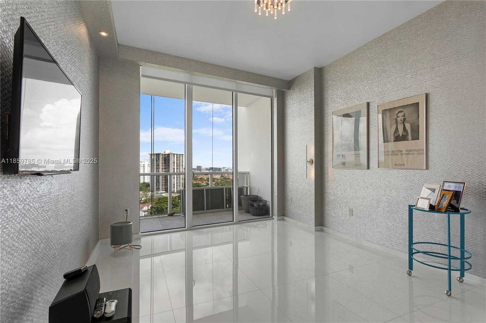 Small Image of 4100 ISLAND BLVD #1503, Aventura Number 30
