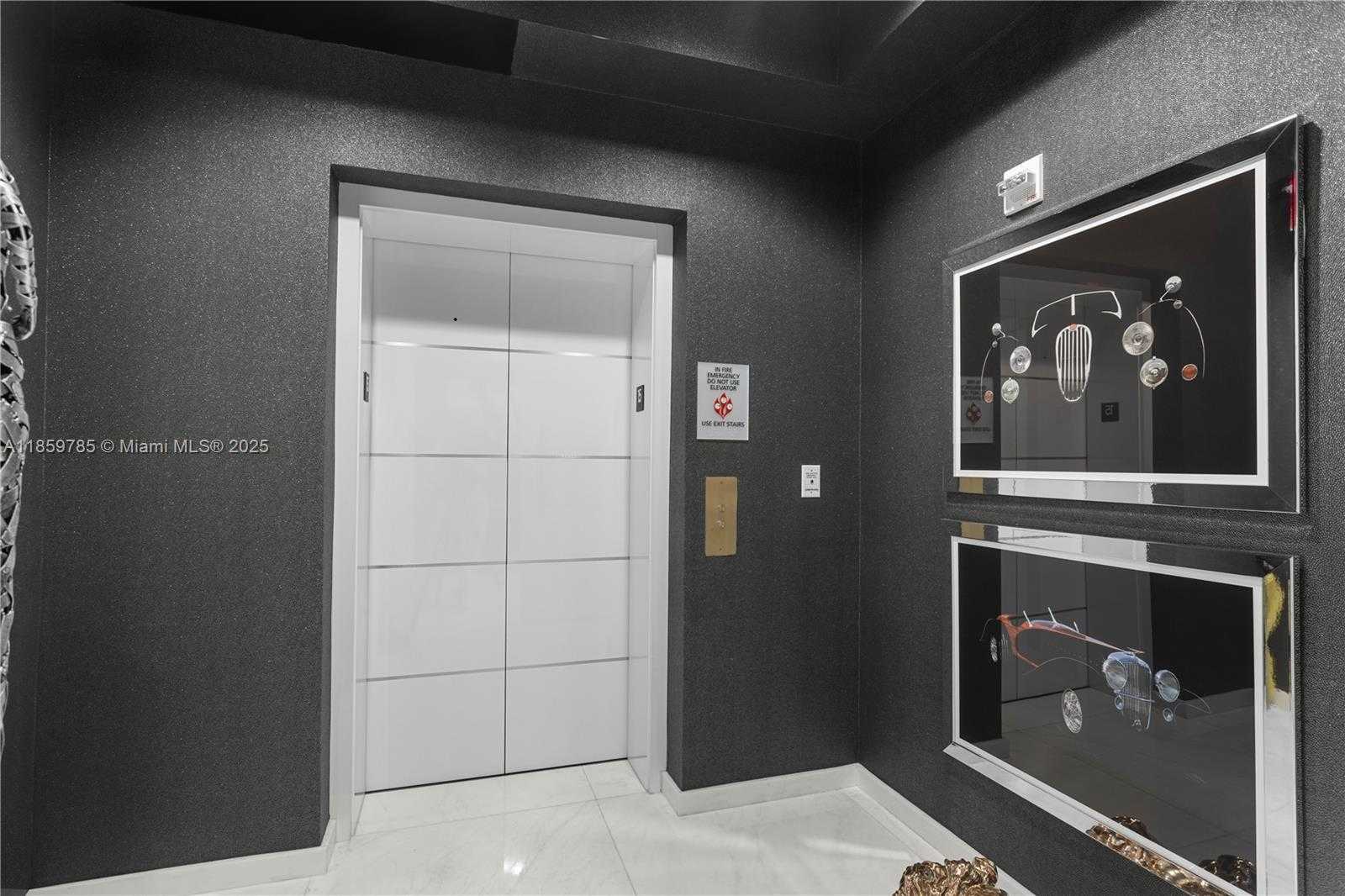 Small Image of 4100 ISLAND BLVD #1503, Aventura Number 34