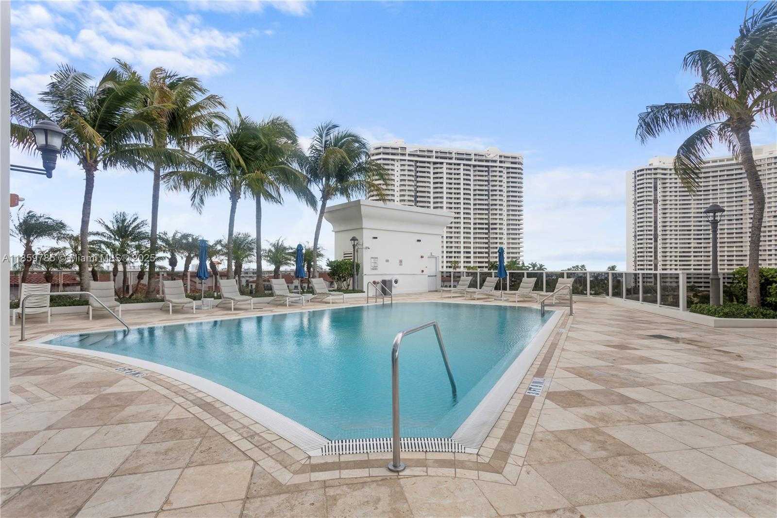 Small Image of 4100 ISLAND BLVD #1503, Aventura Number 37