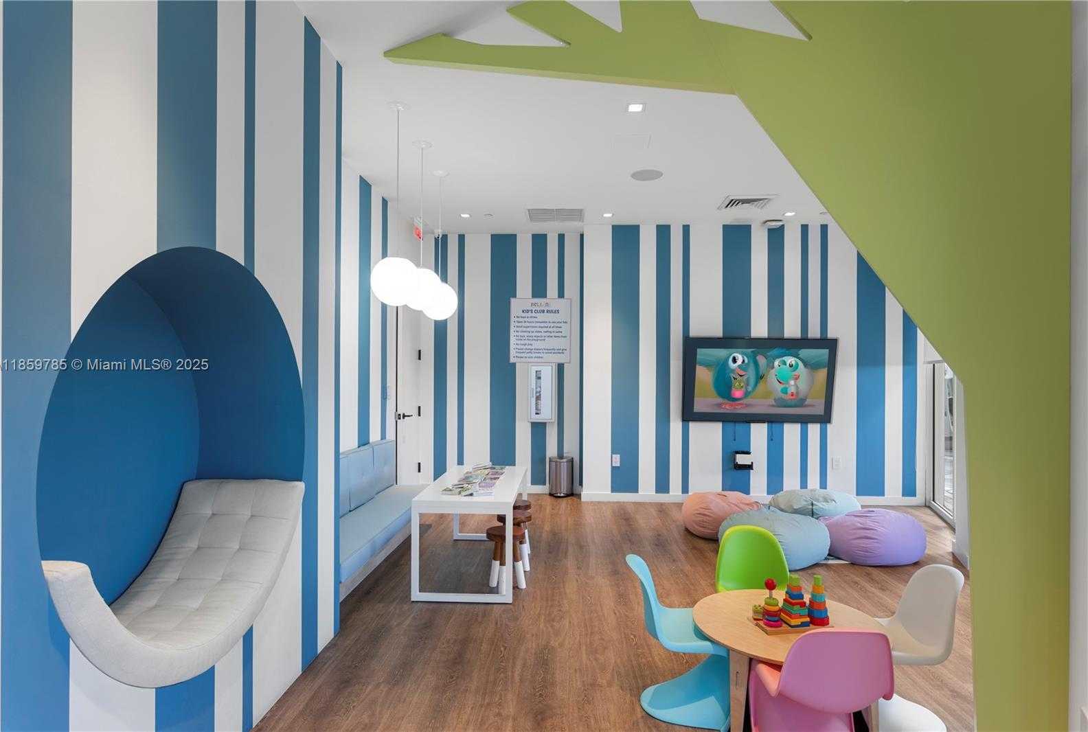 Small Image of 4100 ISLAND BLVD #1503, Aventura Number 41