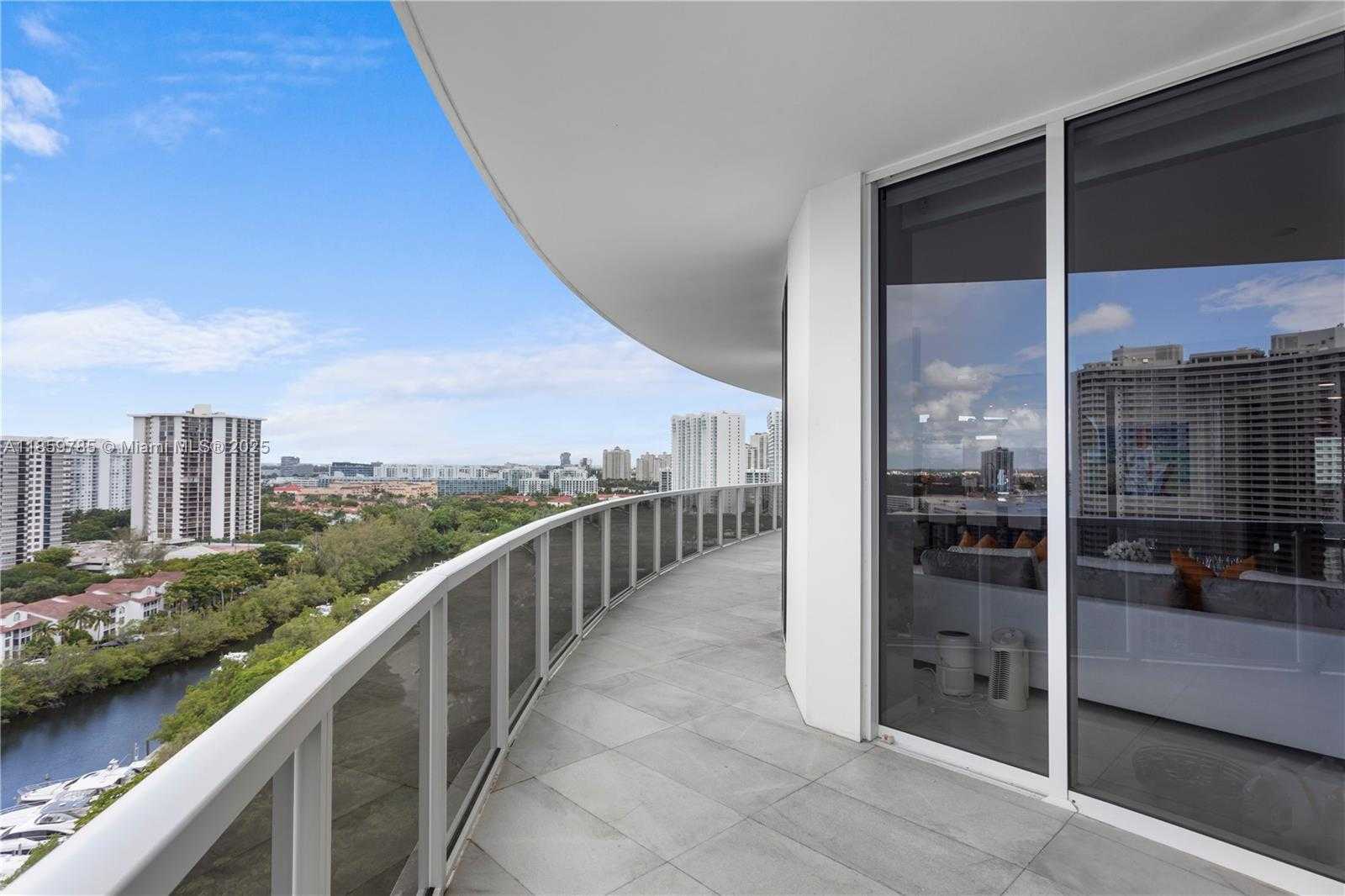 Small Image of 4100 ISLAND BLVD #1503, Aventura Number 9