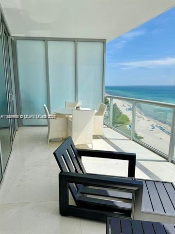 Small Image of 17121 COLLINS AVE #2505, Sunny Isles Beach Number 4