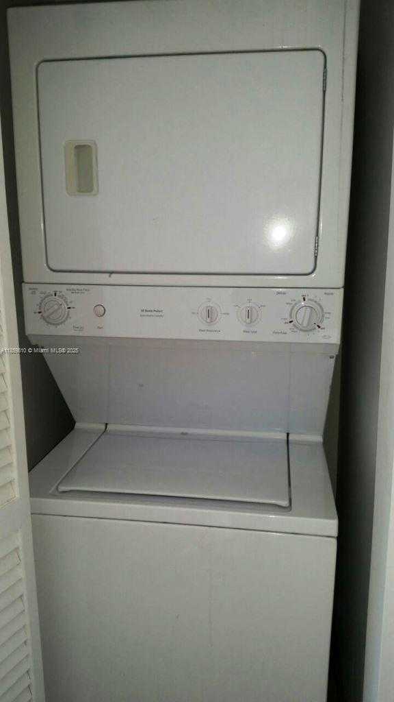 Small Image of 951 BRICKELL AVE #3609, Miami Number 12