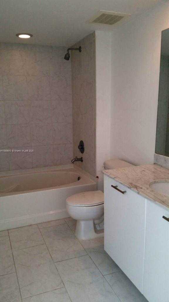 Small Image of 951 BRICKELL AVE #3609, Miami Number 14