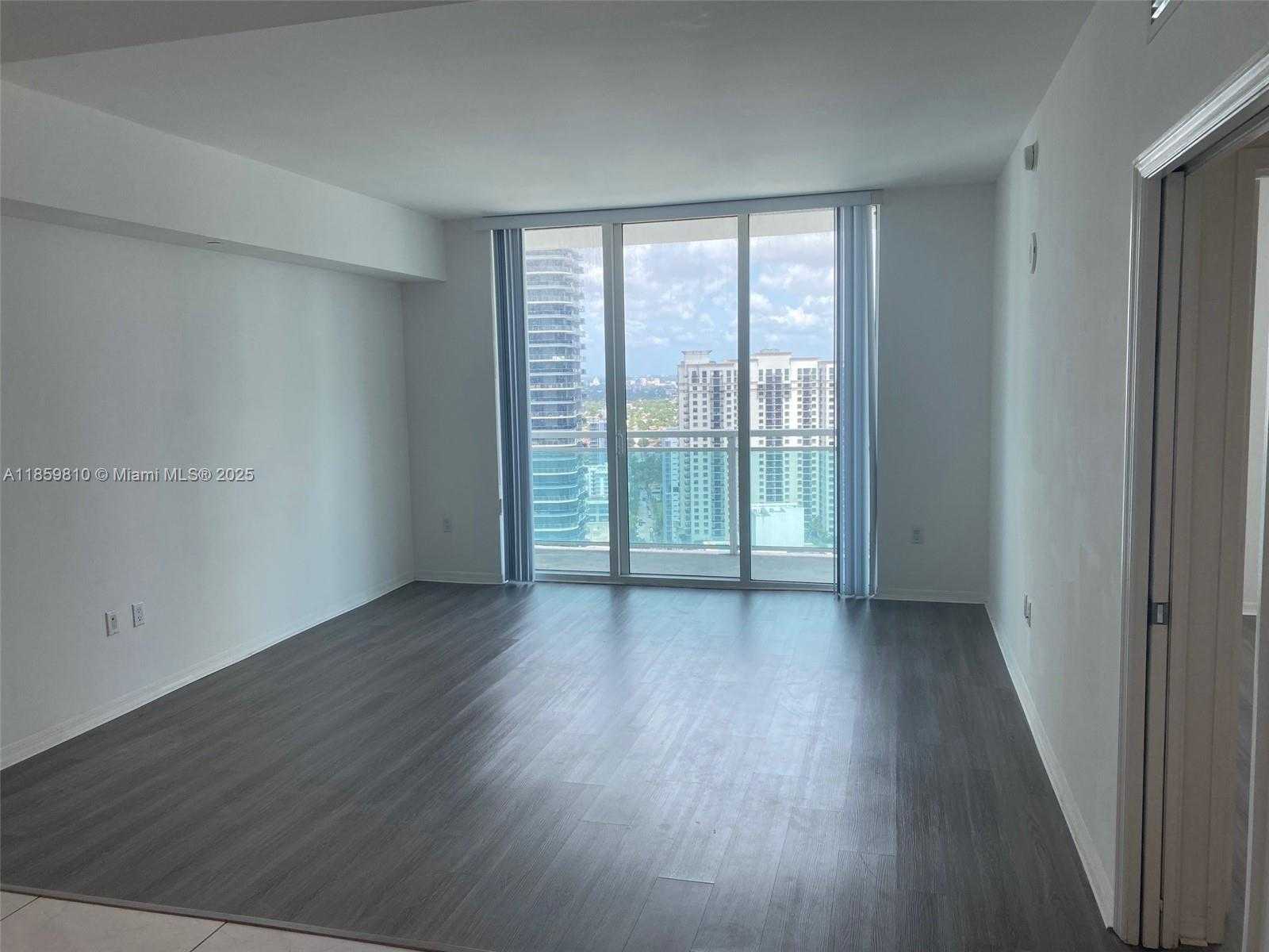Small Image of 951 BRICKELL AVE #3609, Miami Number 6