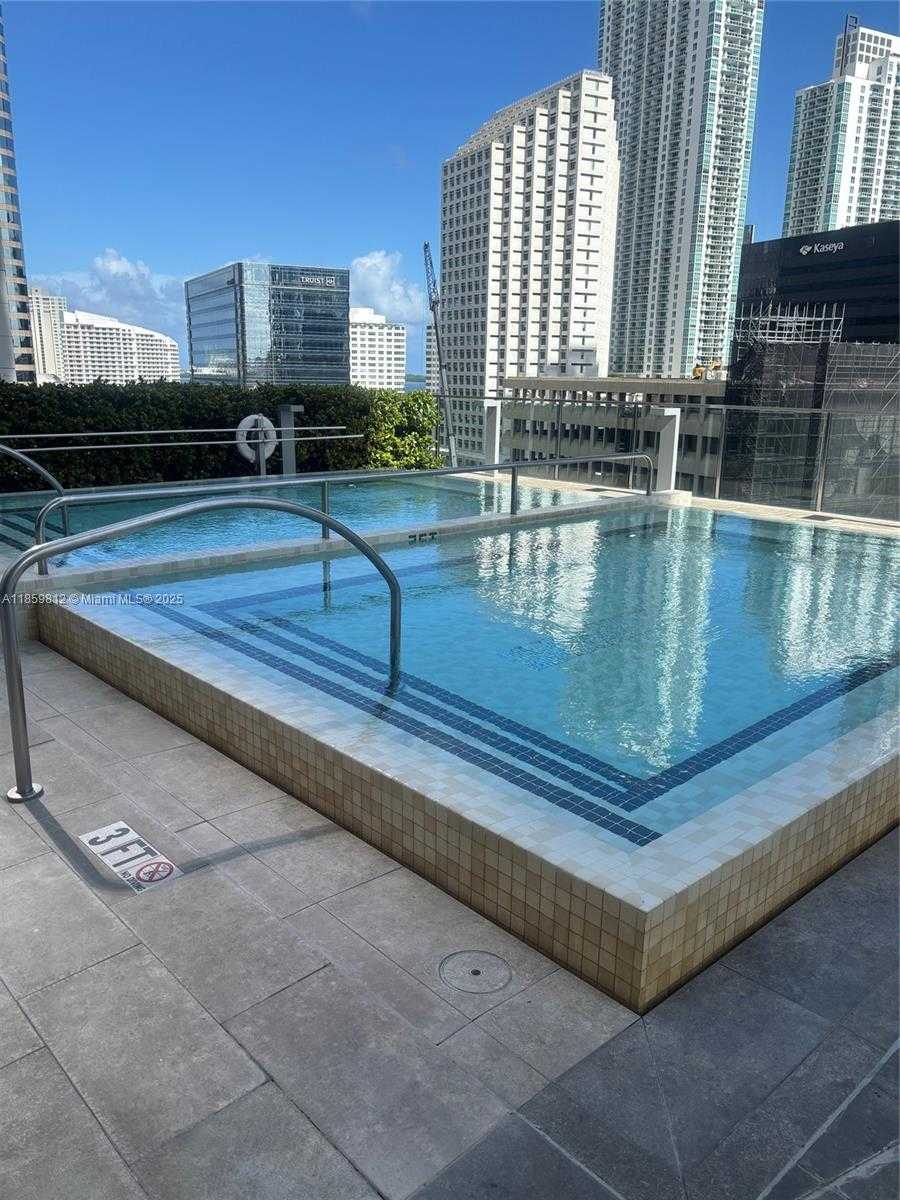 Small Image of 68 SOUTH EAST 6TH ST #1212, Miami Number 15
