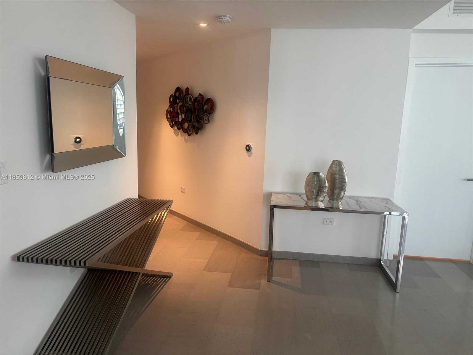 Small Image of 68 SOUTH EAST 6TH ST #1212, Miami Number 5
