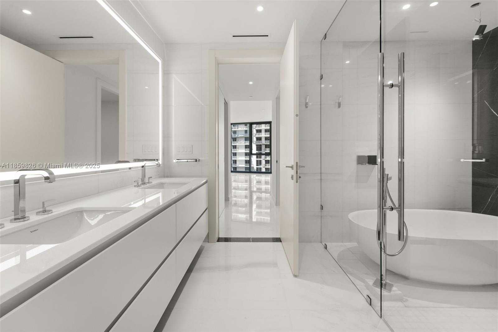 Small Image of 300 BISCAYNE BLVD WAY #3602, Miami Number 10