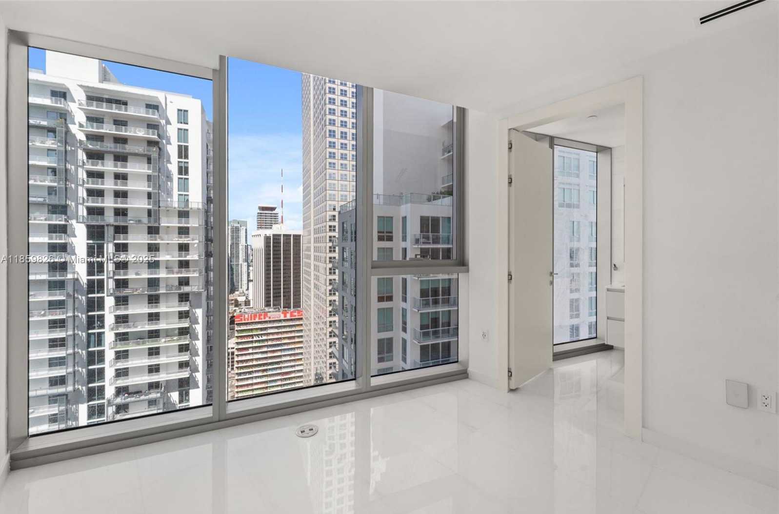 Small Image of 300 BISCAYNE BLVD WAY #3602, Miami Number 11