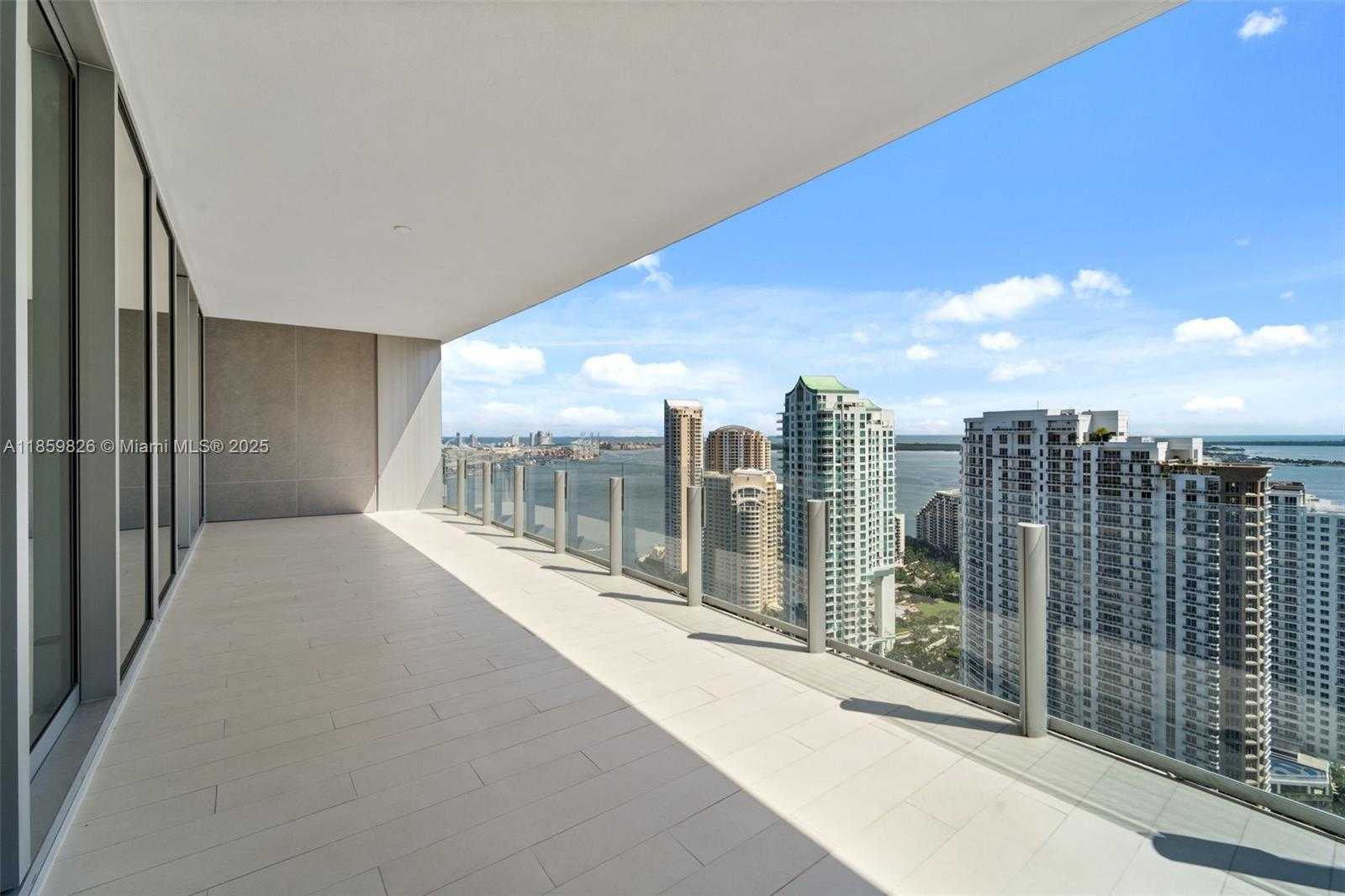Small Image of 300 BISCAYNE BLVD WAY #3602, Miami Number 17