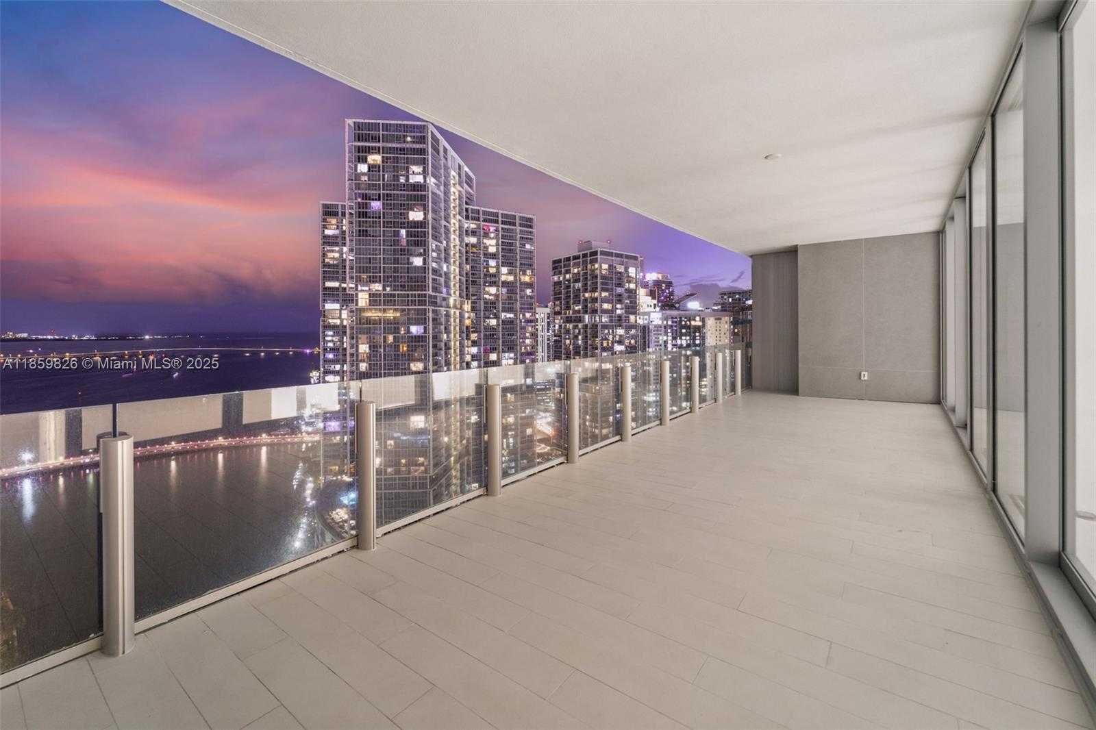 Small Image of 300 BISCAYNE BLVD WAY #3602, Miami Number 19